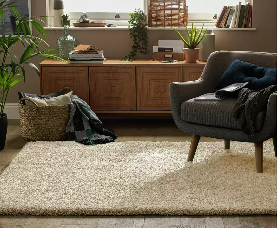 Habitat Noodle Shaggy Plain Rug - Cream - 160x230cm | Soft Textured Carpet Rug