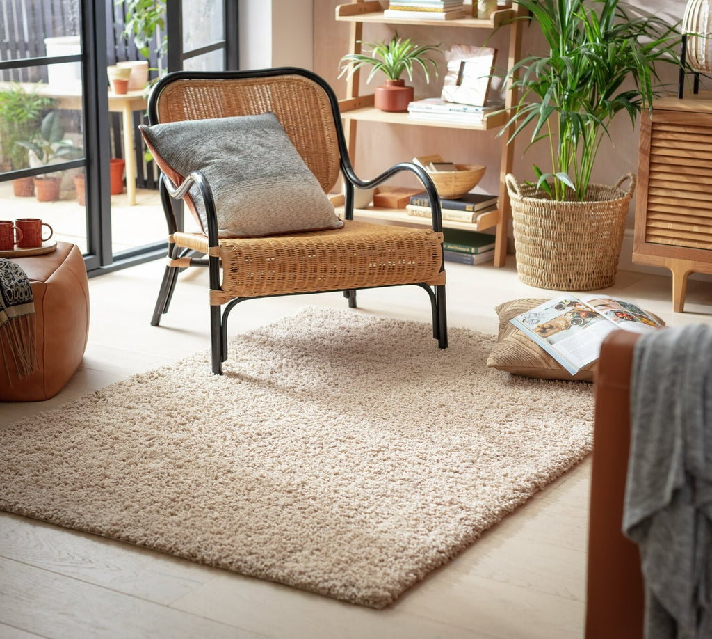 Habitat Recycled Cosy Plain Shaggy Rug - 160x230cm - Natural