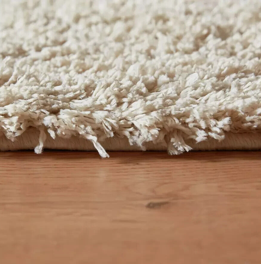 Habitat Recycled Cosy Plain Shaggy Rug - 160x230cm - Ivory ( B Grade 30630 )