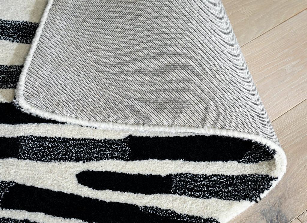 Skandi Brush Marks Black & White Cut Pile Rug
